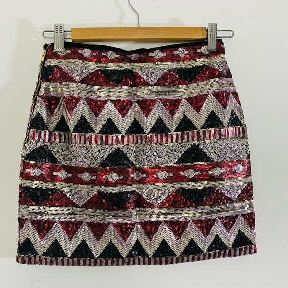 NWT Sequinned holiday skirt - Picture 3 of 4